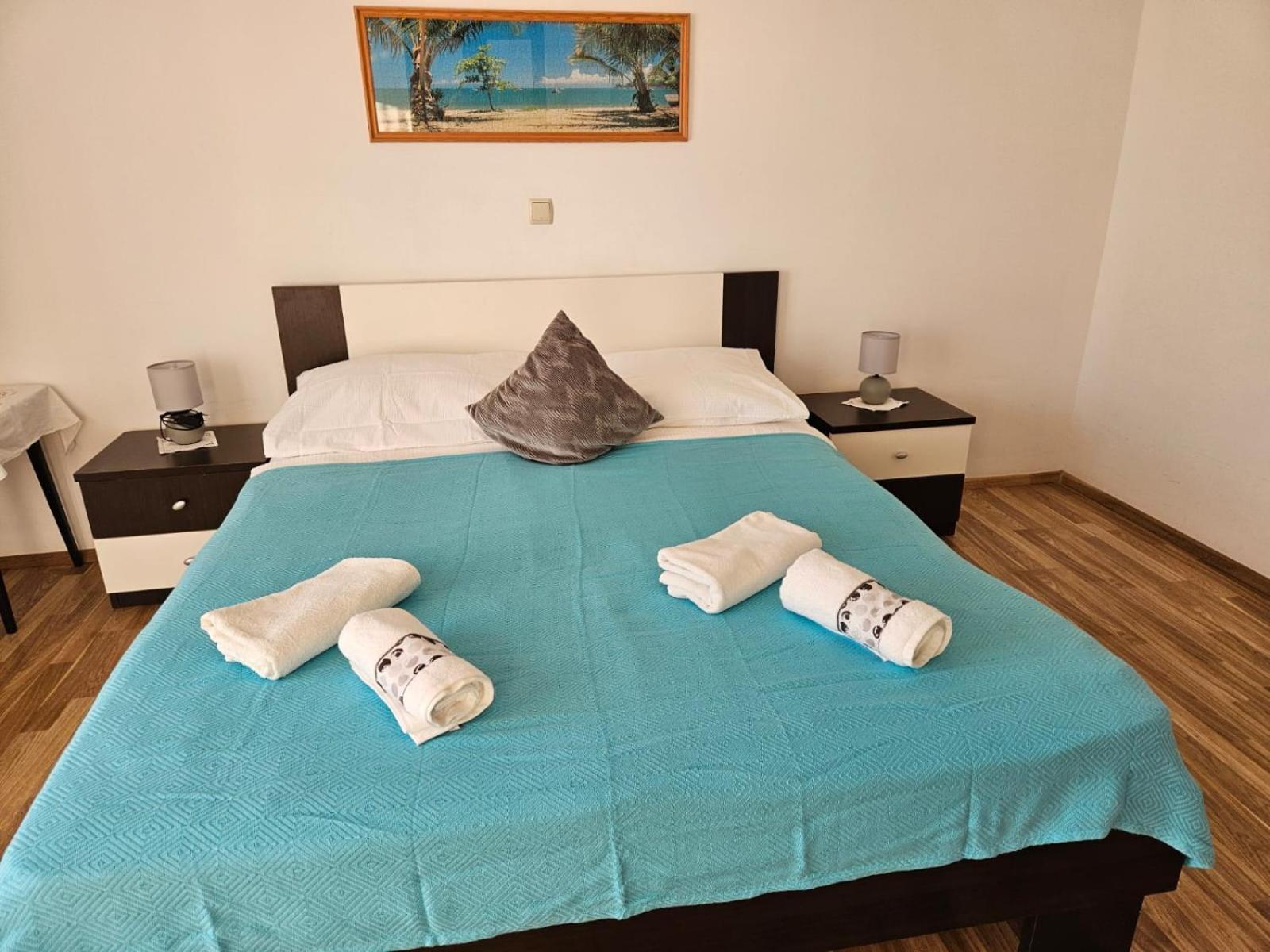 Pljesa Apartments Supetarska Draga Ruang foto