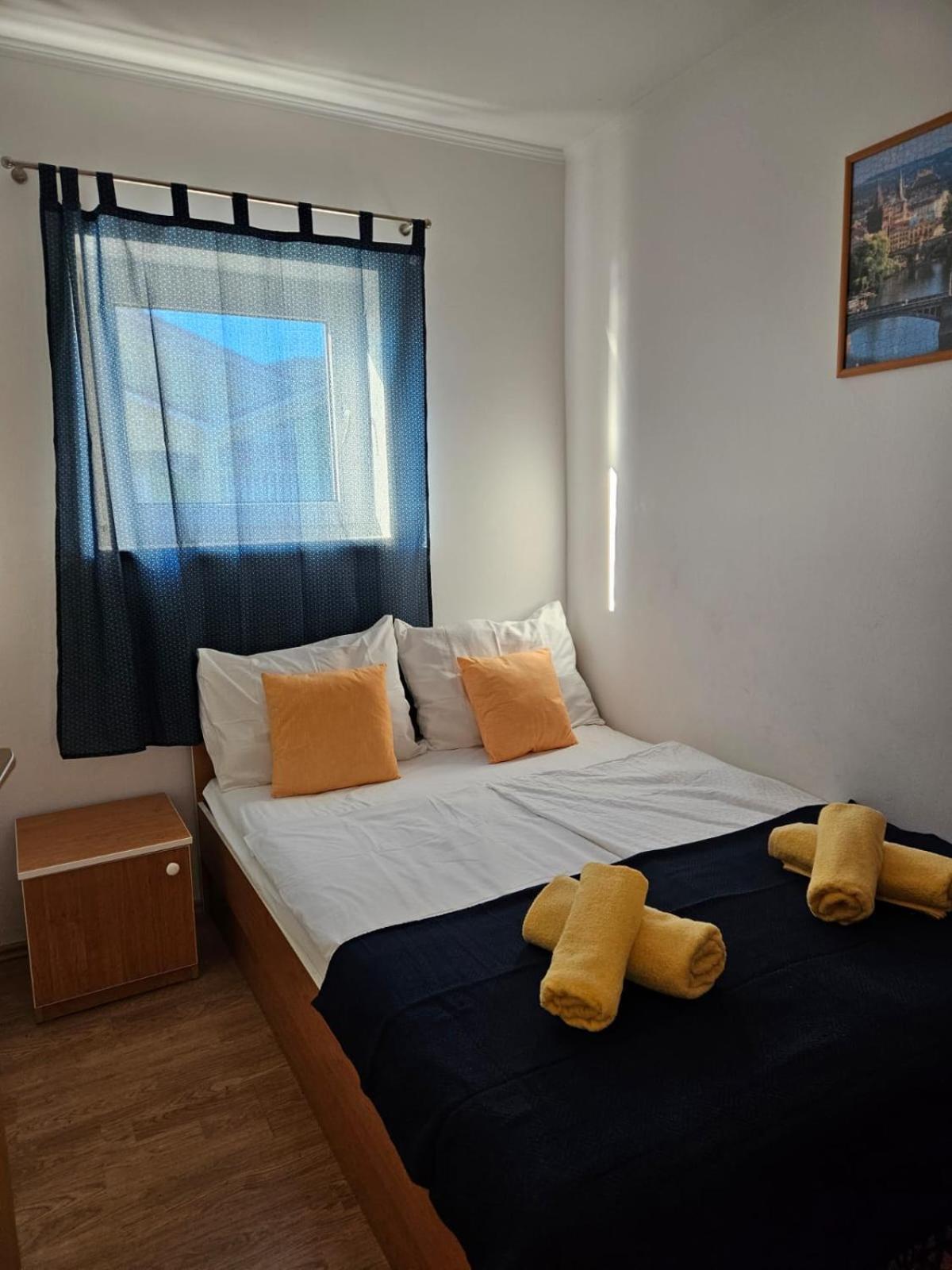 Pljesa Apartments Supetarska Draga Bagian luar foto