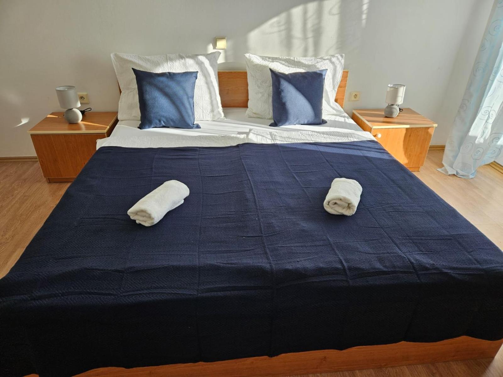 Pljesa Apartments Supetarska Draga Bagian luar foto