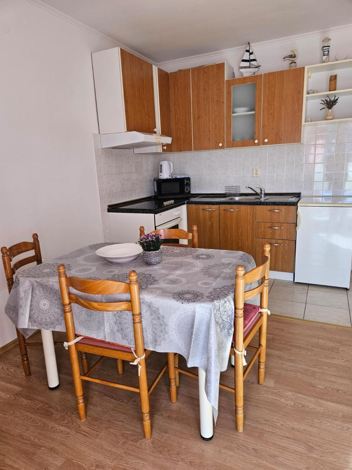 Pljesa Apartments Supetarska Draga Bagian luar foto